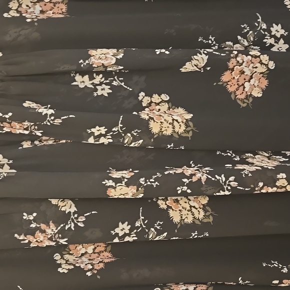 Top - Picture 3 of 4